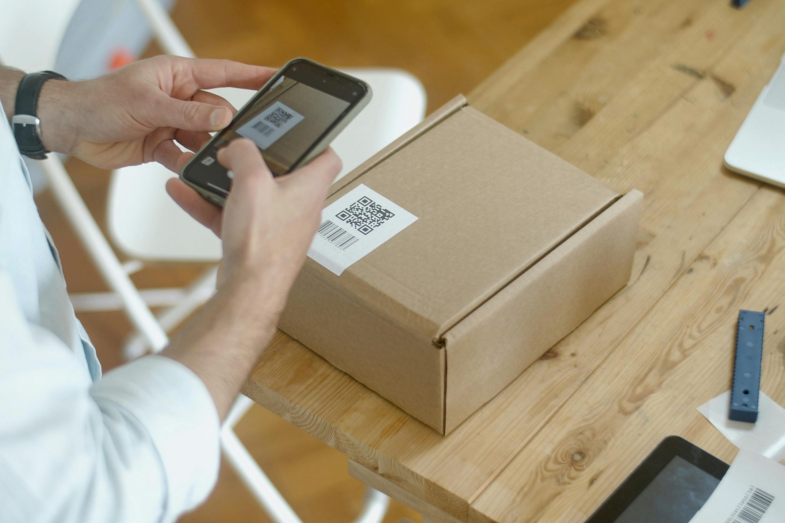 The Complete Guide to Sourcing Wholesale Products to Sell on Amazon
